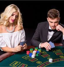 Antarmuka aplikasi dunia4d di layar Android menampilkan permainan kasino dan sportsbook
